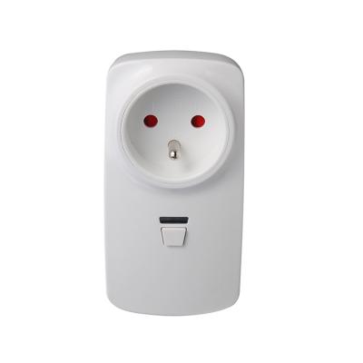 China HOME APP Remote Control Smart Wifi Plug Socket Work With US EU And UK Standard Plugs for sale