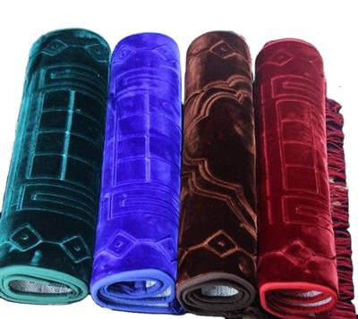 China Wholesale High Quality Washable Luxury Carpet Polyester Arabic Muslim Islamic Roll Out Prayer Blanket for sale