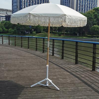 China Special Customized Customized Wooden Pole Sunshade 220GSM Polyester With PU Coating Beach Umbrella With Cotton Tassels for sale