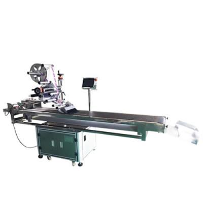 China Factory Flat Automatic Labeling Machine With Vacuum Belt Conveyor for sale