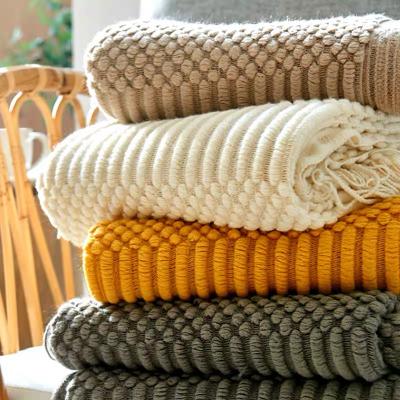 China PORTABLE Knitted Super Soft Throw Blanket Summer Air Conditioner Throw Blankets for sale