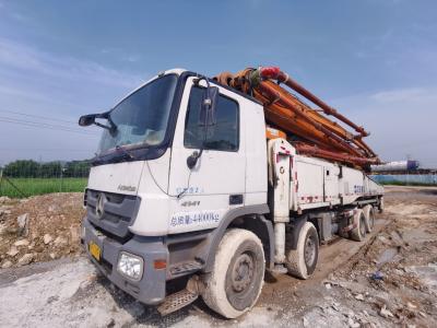 China Zoomlion 56m Used Machinery Concrete Pump for Ready Mix White and Large Capacity for sale