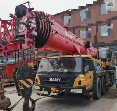 Chine Le modèle le plus vendu est une grue mobile de 80 tonnes avec 4 arbres et une hauteur de levage maximale de 40 m. à vendre