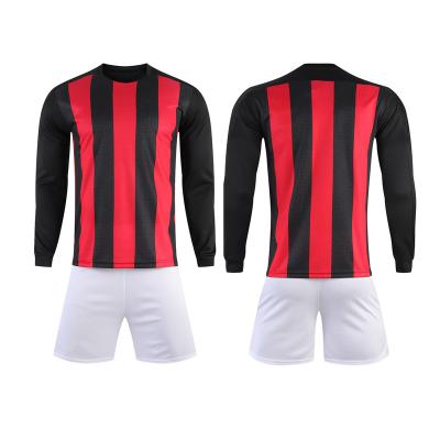 China Quick Dry Breathable Comfortable Men's Sports Customization The Latest Long Sleeve Design Football Uniform for sale