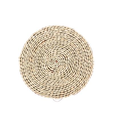 China New fashion holiday insulation round table viable braided straw woven decorative non-slip place mat for kitchen for sale