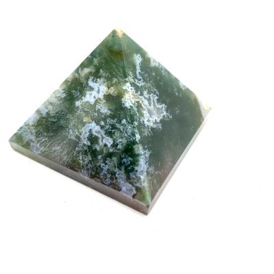 China Wholesale High Level China Pyramid Moss Agate Crystal Mineral Stone For Home Decoration for sale