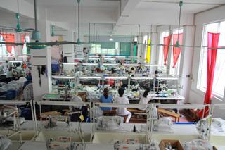 Verified China supplier - Guangzhou Hongluhuang Clothing Co., Ltd.