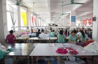 Verified China supplier - Guangzhou Hongluhuang Clothing Co., Ltd.