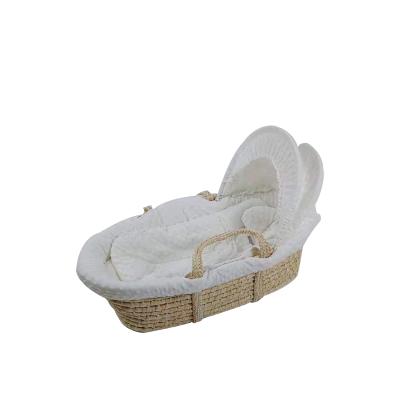 China PORTABLE Moses Basket Traditional Palm with inc. Skirt Bedding, Mattress and Adjustable Hood (White) for sale