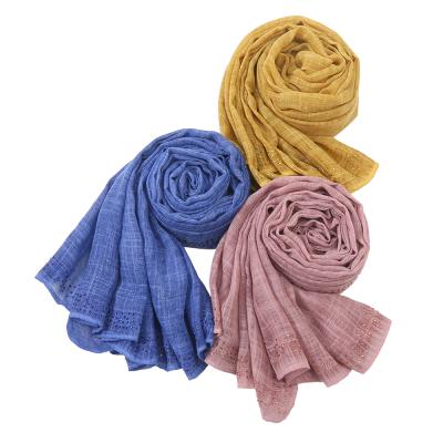 China New Arrival Fashion Muslim Large Size Wraps Shawls Long With Crystal Cotton Viscose Hijab Scarf Turbans for sale