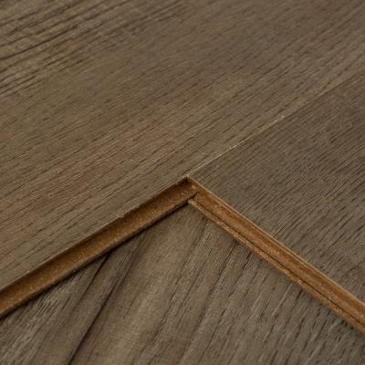 China Modern PVC Parquet Flooring Price Wood Laminate Wood Plastic Flooring for sale