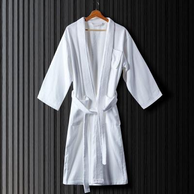 China 100% Cotton Solid Color Hotel Knee Length Bathrobe Hotel Waffle Weave Cotton Thermal Five Star Men's Long Robe for sale