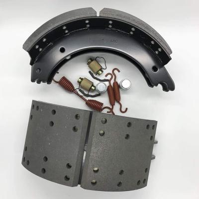 China Truck Trailer Axle 23k Brake Liner 4718 Ceramic Brake Shoe Sets for sale