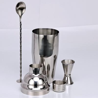 China Cocktail Shaker Bartender Bar Tools Jigger 500ML Cocktail Shaker Bar Shaker for sale