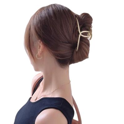 China Japan and Korean style good selling low price smile face claw cut 11 4.5cm women metal hairpins Jelly Hair Claw Clip Frosted for sale