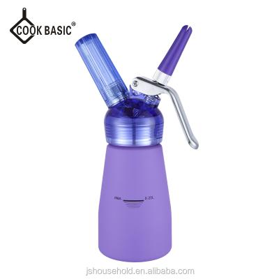 China Viable Professional Whipped Cream Dispenser Plastic Cream Whipper JS-CW003 for sale