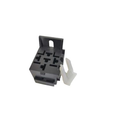 China 5 Hole Automotive AUTO Relay Seat Connector 5P Socket DJJ7058-6.3-21 for sale