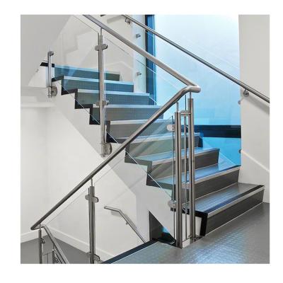 China SS304/316 Stainless Steel Railing Baluster / Banister / Pole / Post Manufacturer en venta