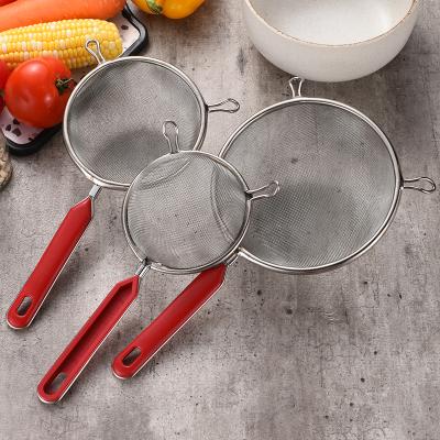 China Sustainable High Quality Colander Kitchen Gadgets Cooking Tool Stainless Steel Oil Spill Net  Scoop Colander Metal for sale