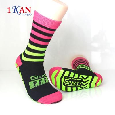 China Anti Slip Socks Anti Bacterial Performance Soccer Socks Calf Compression Anti Slip Socks Trampoline for sale