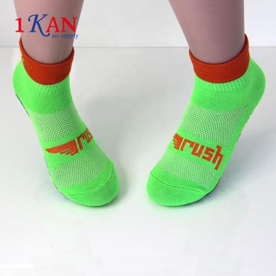 China Antibacterial Customized Trampoline Socks Anti-Slip Socks Handle Knocks Non-Slippery Socks Jump Socks For Trampoline Park/Playground/Game Center for sale