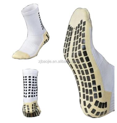 China New design anti-slip custom made high quality functional dry fit sport running socks with cheap price for sale