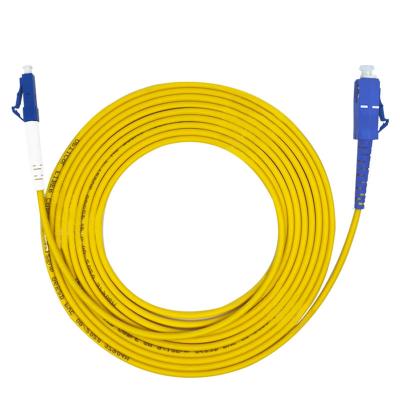 中国 FTTX Systems 3 Meters Single Core Patch Cord SC UPC LC APC Fiber Optic Single Mode 販売のため