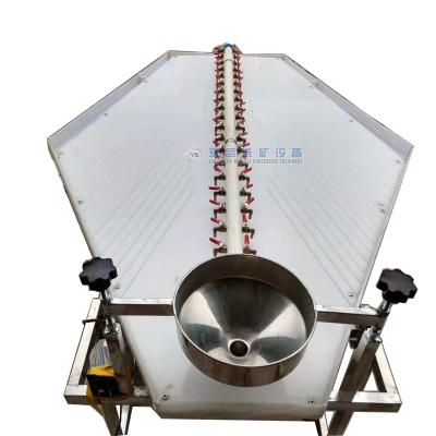 China GT300 E-Waste Model Size PP Material Gold Separating Machine Mining Shake Table Iron Vibration Table Machine For Gold Tailings Recovery for sale