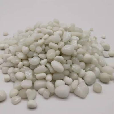 China DIY Natural Glass Indelible Irregular Glass Beads Swimming Pool Porcelain Glass 3-6mm DIY White Color for sale