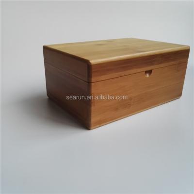 China Handmade wooden essential oil bottle storage box for sale