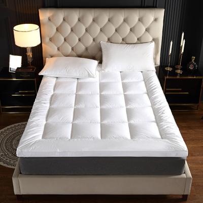 China Removable Cover Mattress Queen Size Pocket Coil Box Spring Hotel Bed Queen Mattress for sale