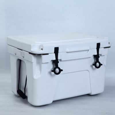 China Sustainable Top Quality Spin Mount Insulated Plastic Fish Ice Cooler Box. for sale