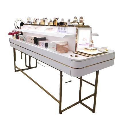 China Mordern New Product Skin Care Product Shop Furniture Display Rack Counter Beauty Rack Wall Mounted Shelf Free for sale