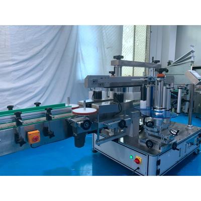 China Factory PLC Control Product Custom Automatic Plastic Card Scratch Flat Sachet Labeling Machine for sale