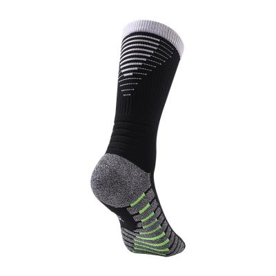 China Antibacterial Antibacterial Terry Cushion Club Football Mid Calf Training Socks For Sports Team Basketball Crew Socks Sporty for sale