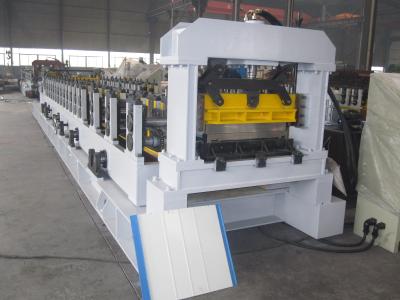 China Mitsubishi PLC Cold Roll Forming Machine with ISO Quality System for Sandwich Panel for sale