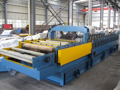 China Automatic Hydraulic Cutting Cold Roll Forming Machine for Sandwich Panel for sale