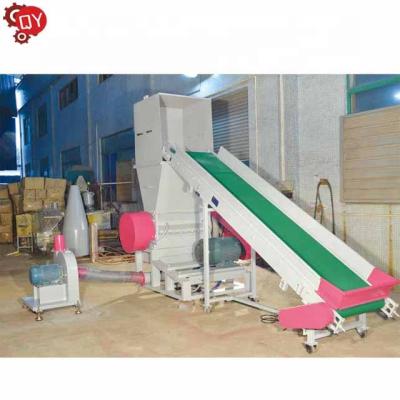 China Scrap Foam Shredding Power 55Kw Big Foam Crushing Machine Sponge Crusher With Belt Conveyor for sale