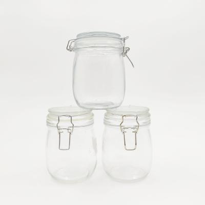 China Universal Freshness Retention Wide Mouth Vacuum Candy Jars Airtight Glass Storage Containers With Clip Lid for sale