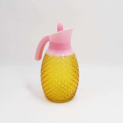 China Sustainable Wholesale 1.5L Pineapple Shaped Glass Mason Beverage Drink Dispenser Jar for sale