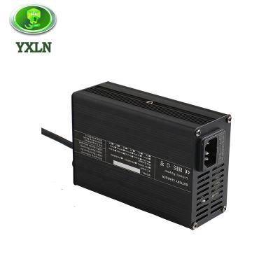 China wholesale auto lipo/lifepo4 battery charger charging 14.6v 12v 6a 12v 6A 15ah to 30ah battery charger for sale