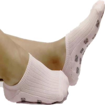 China Factory direct sales women's yoga sock pilates grip vallet sock sports yoga socks quick dry for sale