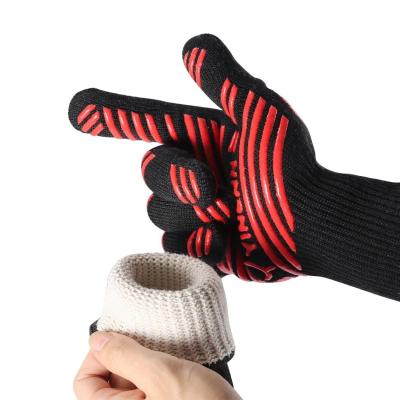 China Highest Selling Hot Heat Resistant Kitchen Heat Resistant Durable BBQ Oven Mitts For Baking Grill Factory Direct for sale