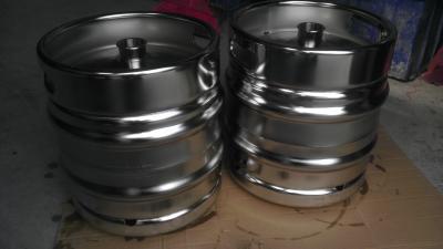 China Stackable 30 Litre DIN Keg / Barrel With Mirror Polish And Engraved Logo for sale