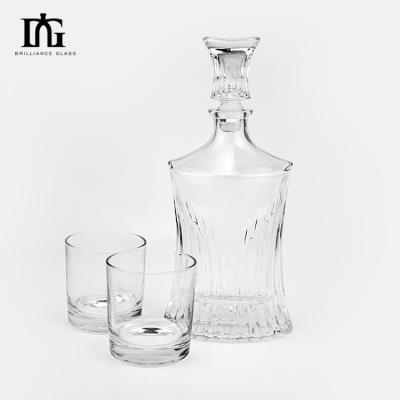 China Material des Kragen 700 ml Kristall Whiskey Decanter Custom Logo für Liköre und Getränke zu verkaufen