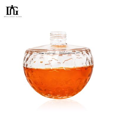 China 500ml Engraving Glass Bottle for Liquor Logo Acceptable Customer's Logo Round Vodka Bottle for sale