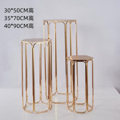 China Wedding Decoration Cheap Price Shiny Folding Cake Hanging Stand Wedding Luxury Cake Stand For Sale For Wedding Table Decoration for sale