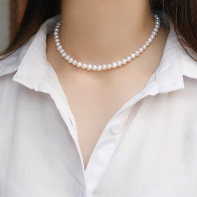 China Non-fading VAF Simulated Tasty Round White Glass Pearl Necklace Natural Freshwater Choker Necklace For Women for sale