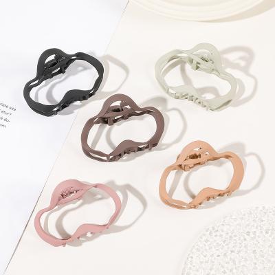 China Wholesale Fashion Design Hair Accessories Metal Hairpin Elegant Decoration Cloud Shape Hair Clips For Women Girls for sale