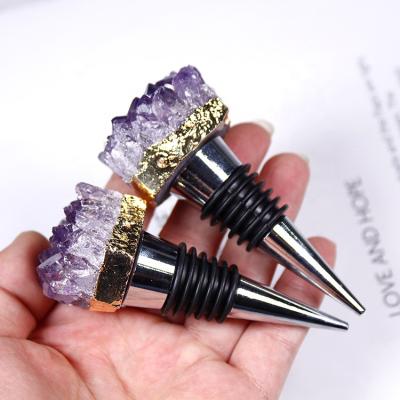 China Custom Made Eco-Friendly Premium Amethyst Group Geode Crystal Wine Stoppers Natural Stone Bottle Stopper Wine for sale